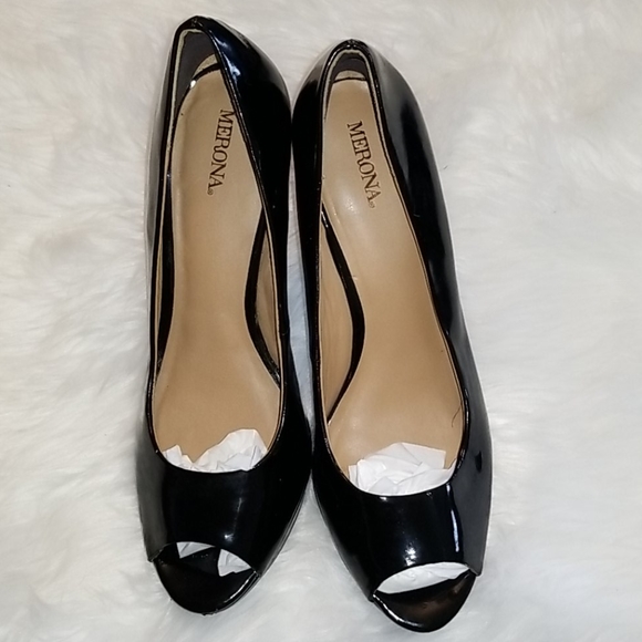 👣😎MERONA Magee Faux Patent Leather Peep Toe Heels shoes, footwear - Picture 6 of 8